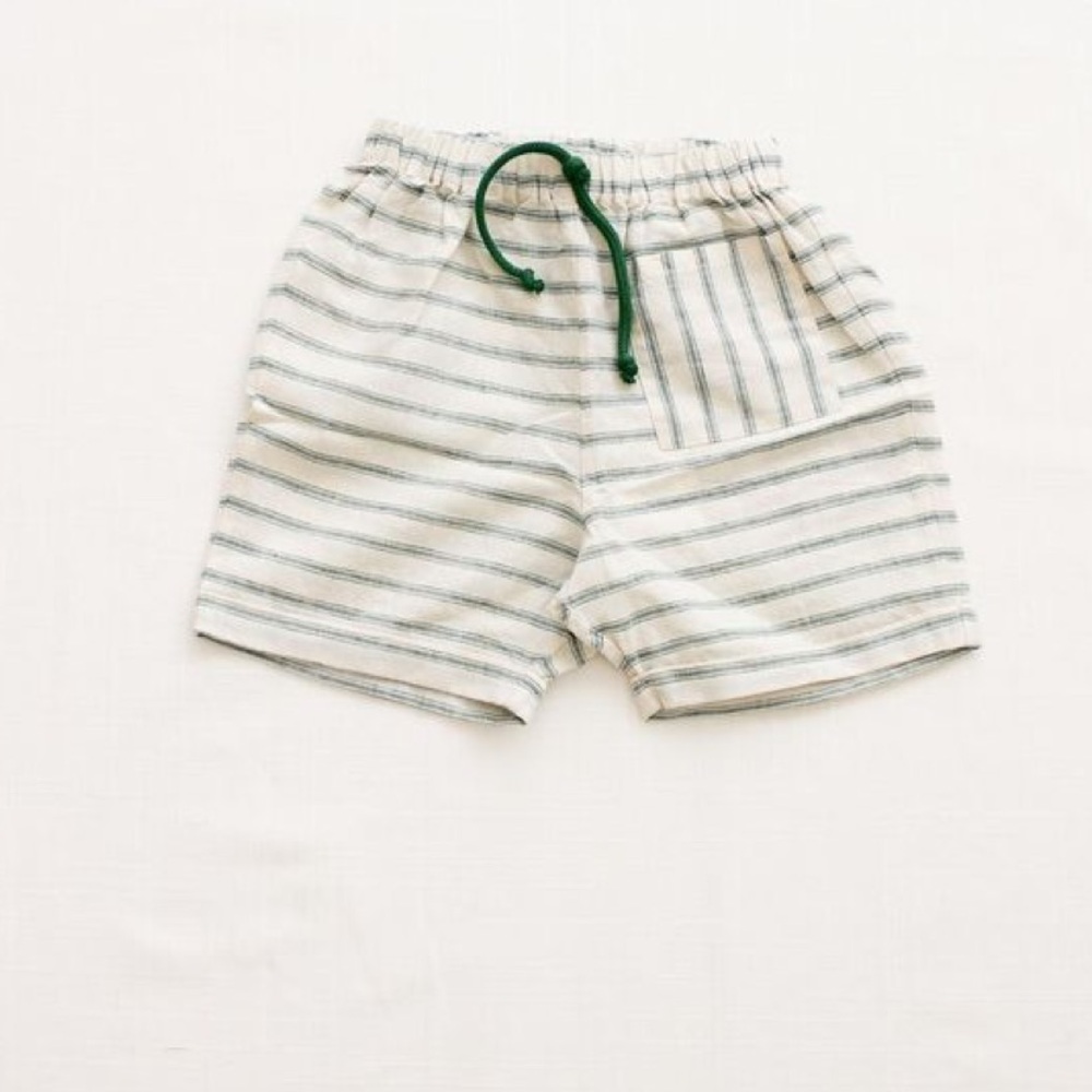 NWOT fin & vince striped retro linen short